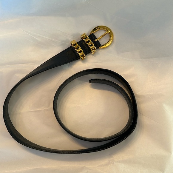 Paloma Picasso belt fits like a size small main image 4